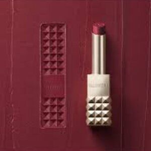 Spike Valentino Buttery Matte Lipstick in 510R